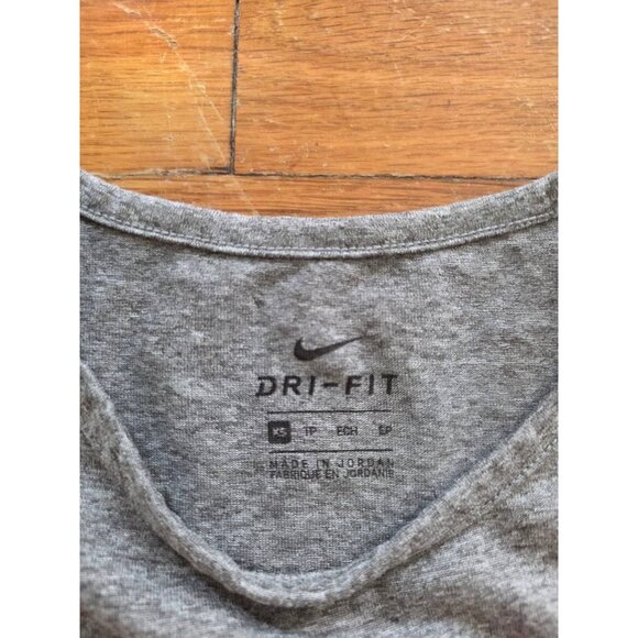 Nike Women's Dri-Fit Training Tank Top Heather Grey X-Small A001165 - Picture 6 of 8
